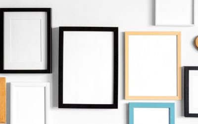 Acrylic vs. Glass – Which is Better for Picture Frames?