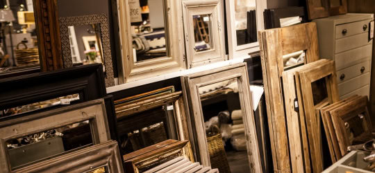 A Guide to The Different Types of Picture Frames